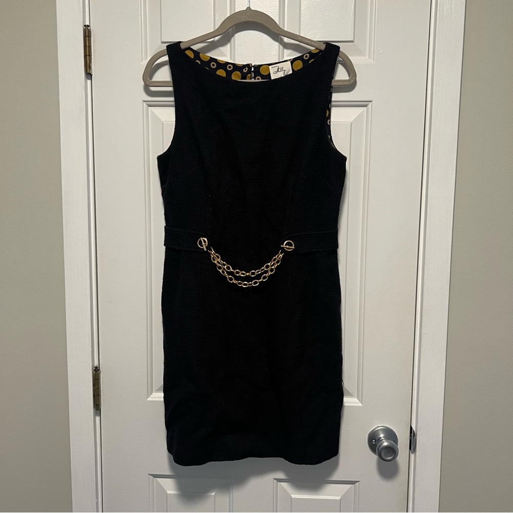 Milly vintage black textured structured sleeveless casual work dress gold chain